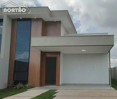 Casa, 3 quartos - Foto 1