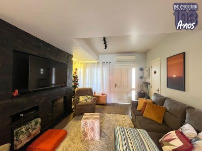 Casa, 3 quartos, 203 m² - Foto 2