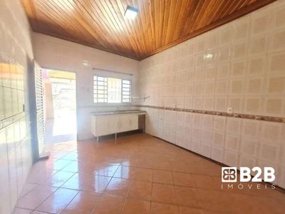 Casa, 3 quartos, 110 m² - Foto 1