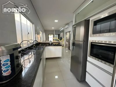 Casa, 3 quartos, 136 m² - Foto 3