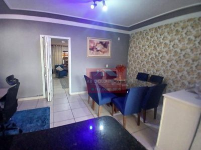 Sobrado, 3 quartos, 180 m² - Foto 1