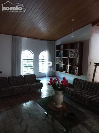 Casa, 7 quartos, 680 m² - Foto 3