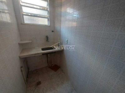 Apartamento, 1 quarto, 37 m² - Foto 2