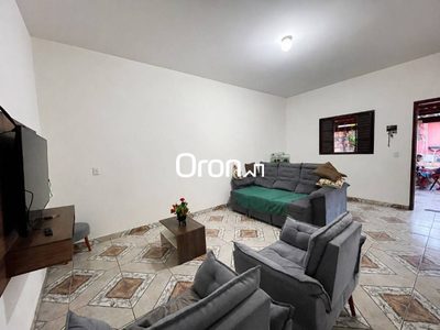 Casa, 2 quartos, 263 m² - Foto 1