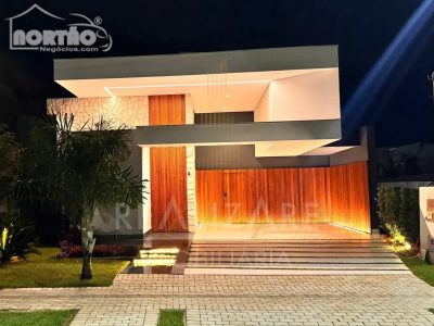 Casa, 3 quartos, 212 m² - Foto 1