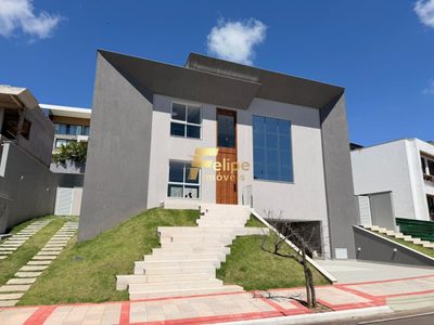 Casa, 4 quartos, 333 m² - Foto 1