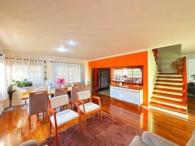 Casa, 3 quartos, 359 m² - Foto 1