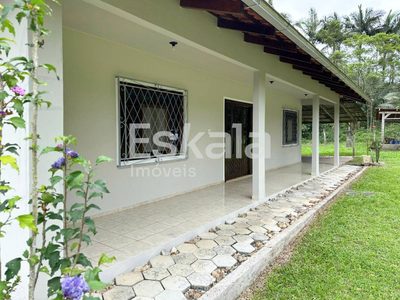 Casa, 4 quartos, 129 m² - Foto 1