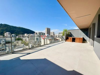 Cobertura, 3 quartos, 250 m² - Foto 1