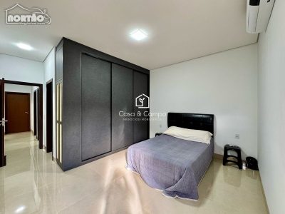 Casa, 3 quartos, 166 m² - Foto 3
