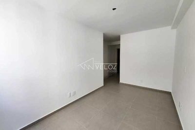 Apartamento, 2 quartos, 75 m² - Foto 1