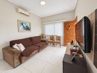 Casa, 5 quartos, 190 m² - Foto 3