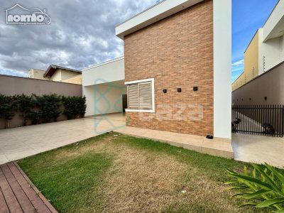 Casa, 4 quartos, 166 m² - Foto 2