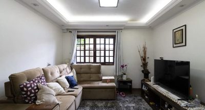Casa, 3 quartos, 210 m² - Foto 1