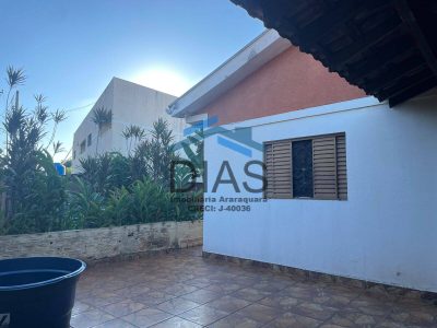 Casa, 3 quartos, 181 m² - Foto 1
