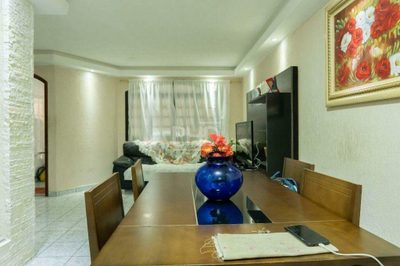 Sobrado, 3 quartos, 198 m² - Foto 2