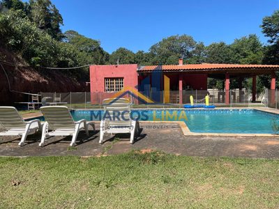 Chácara, 3 quartos, 2150 m² - Foto 1