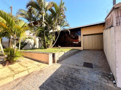 Casa, 4 quartos, 255 m² - Foto 3