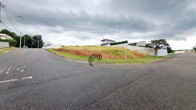 Loteamento e Condomínio, 1000 m² - Foto 1