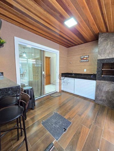 Casa, 4 quartos, 160 m² - Foto 1