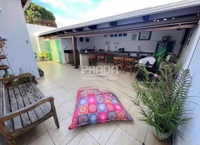 Casa, 3 quartos, 210 m² - Foto 1