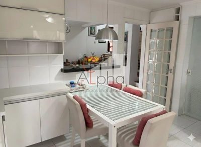 Sobrado, 4 quartos, 440 m² - Foto 1
