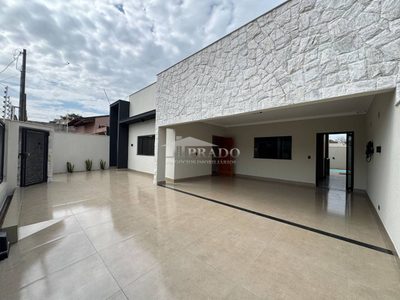 Casa, 3 quartos, 142 m² - Foto 1