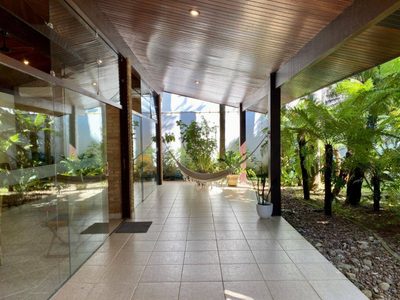 Sobrado, 5 quartos, 370 m² - Foto 2