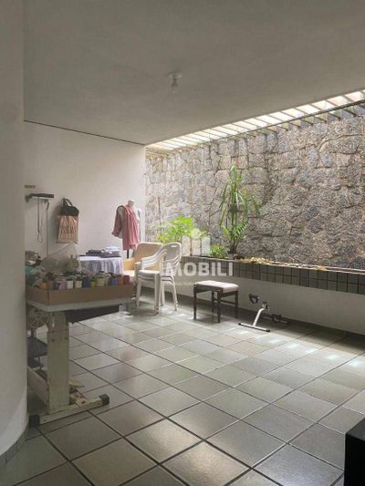 Casa, 4 quartos, 248 m² - Foto 3