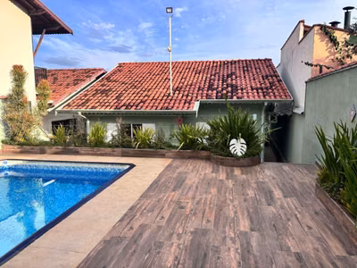 Casa, 3 quartos, 374 m² - Foto 1