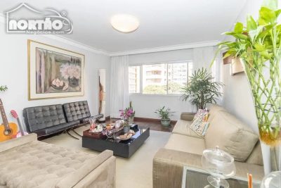 Casa, 4 quartos, 143 m² - Foto 1
