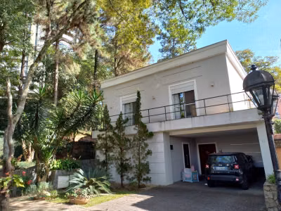 Sobrado, 4 quartos, 370 m² - Foto 1