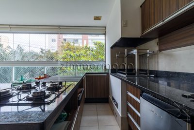 Apartamento, 3 quartos, 192 m² - Foto 2