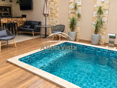 Casa, 3 quartos, 330 m² - Foto 1