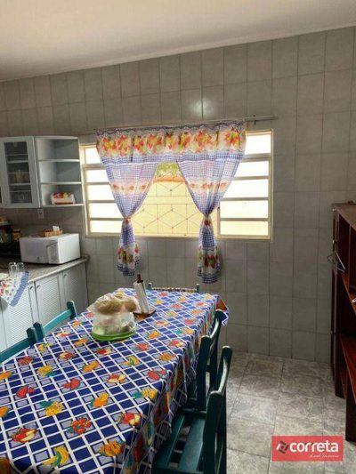 Casa, 3 quartos, 215 m² - Foto 5