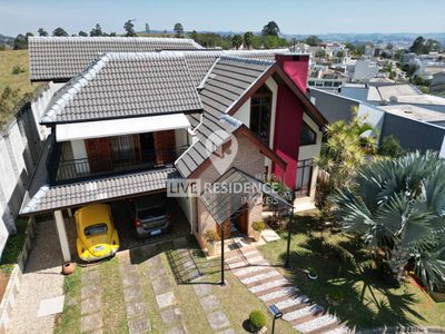 Casa, 3 quartos, 335 m² - Foto 1