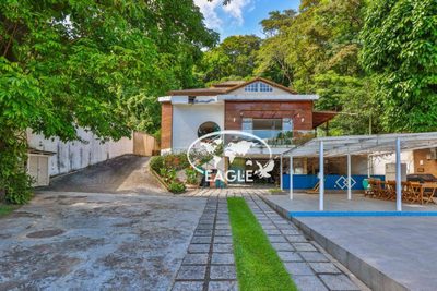 Casa, 4 quartos, 383 m² - Foto 1