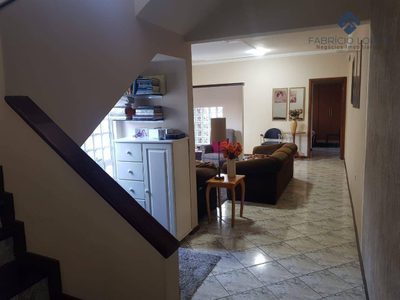 Casa, 3 quartos, 330 m² - Foto 2
