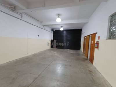 Box-Garagem, 240 m² - Foto 4