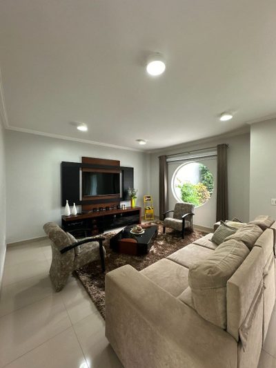 Casa, 3 quartos, 347 m² - Foto 3