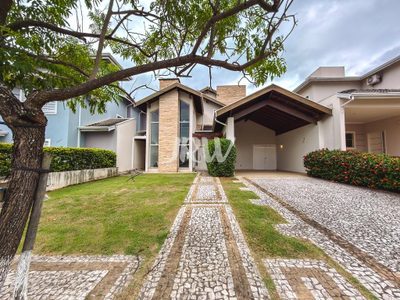 Sobrado, 3 quartos, 267 m² - Foto 1