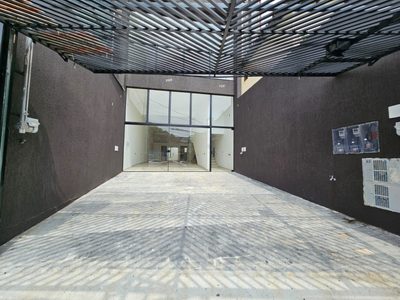 Loja-Salão, 210 m² - Foto 1