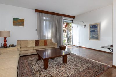 Sobrado, 5 quartos, 209 m² - Foto 1