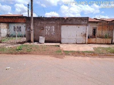 Casa, 2 quartos, 180 m² - Foto 1