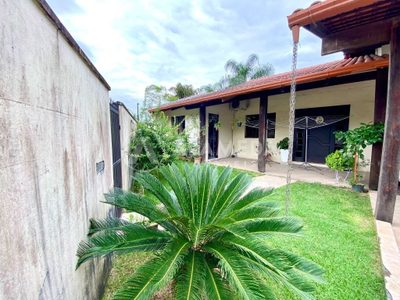 Casa, 3 quartos, 263 m² - Foto 1