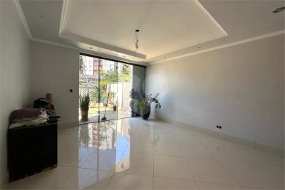 Sobrado, 4 quartos, 210 m² - Foto 2