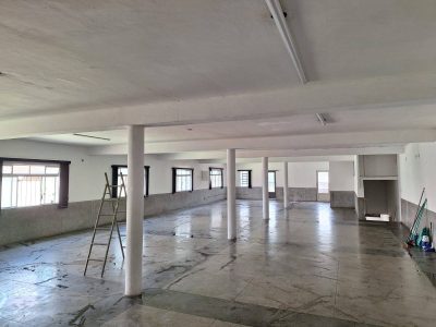 Loja-Salão, 300 m² - Foto 1