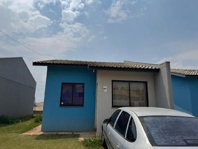 Casa, 2 quartos, 180 m² - Foto 1