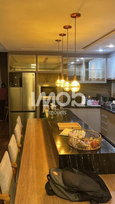 Casa, 3 quartos, 280 m² - Foto 1