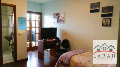 Casa, 3 quartos, 245 m² - Foto 2
